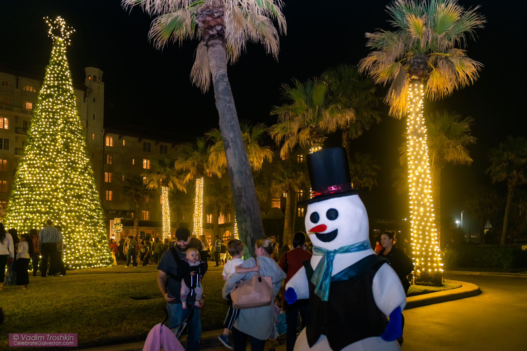 Galveston Holiday Lighting Celebration 